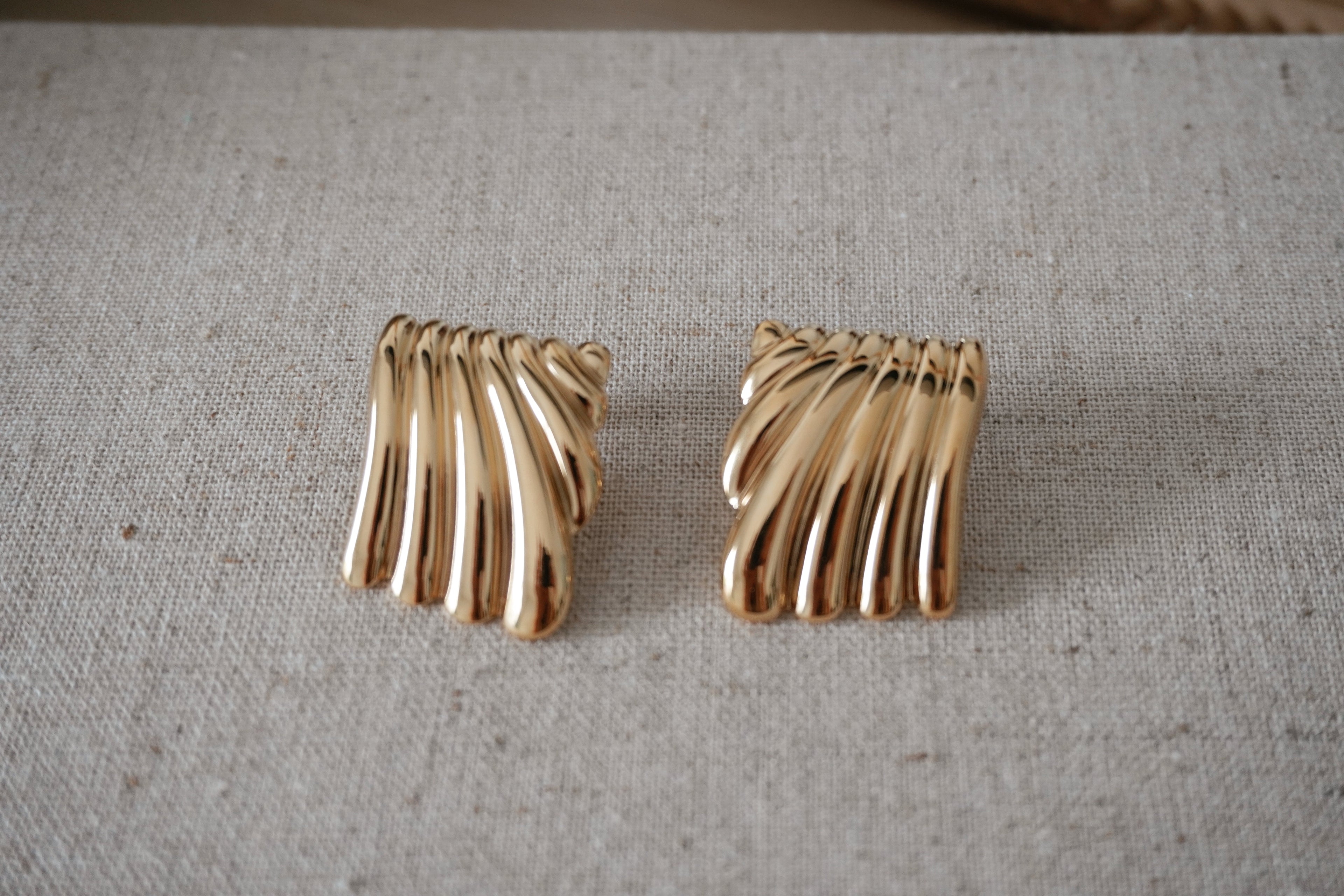 “Ripple” earrings