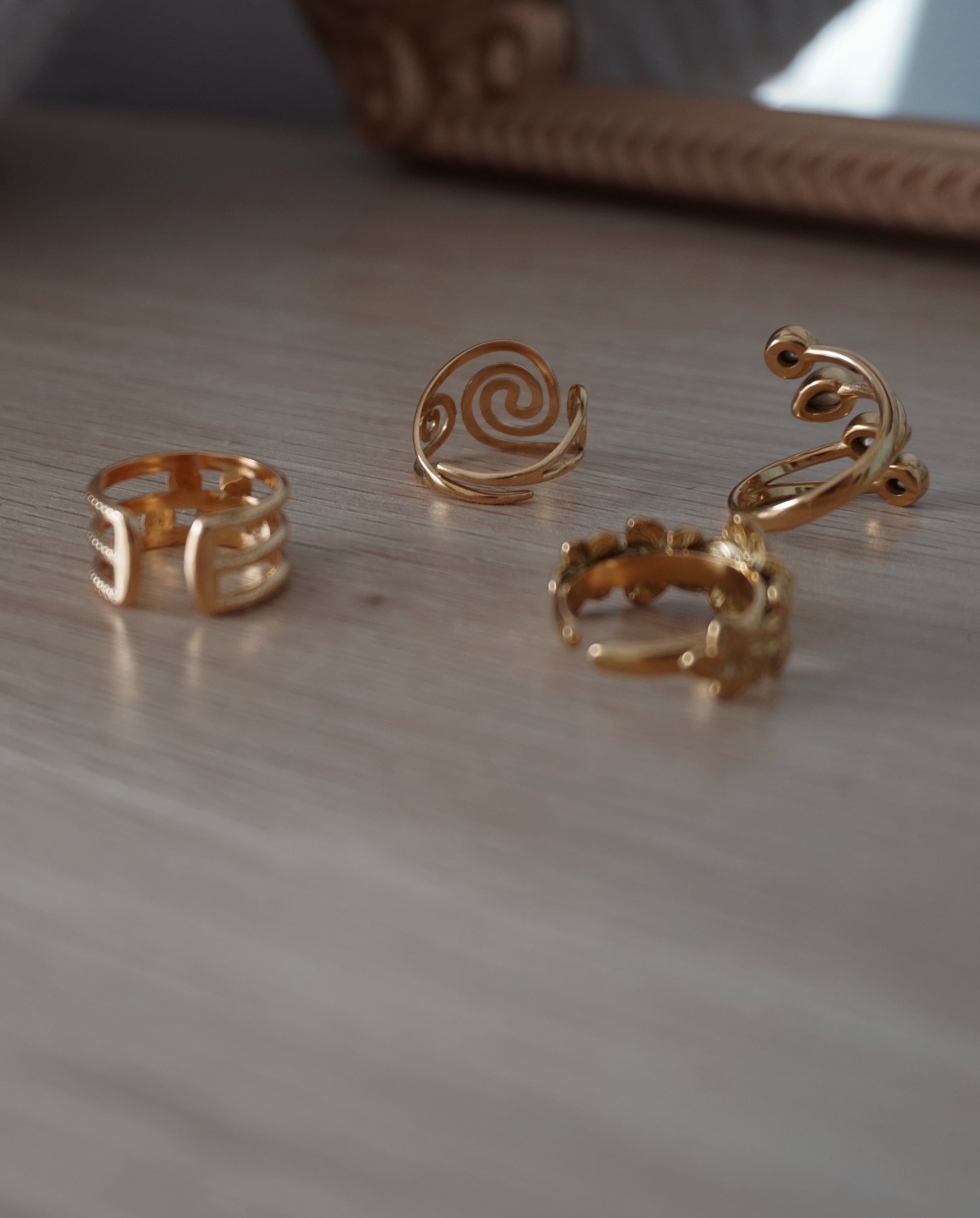 “Aloha” ring